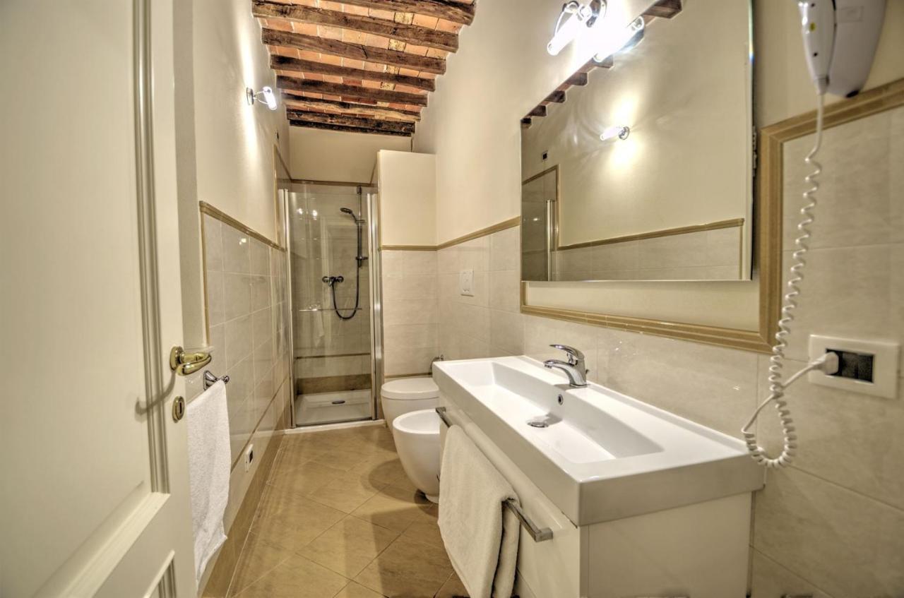 Lucca Cycling Holidays Il Tiglio Rooms Sant'Andrea di Compito Ngoại thất bức ảnh